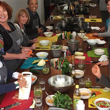 Team Building Cooking Class: A Great Way to Enhance Team Bonding