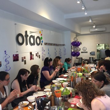 12 Best Team Building Activities for Small Offices 2024