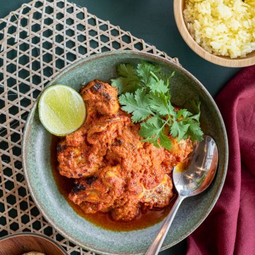 From Recipes to Confidence: A Practical Roadmap for Learning to Cook at Home