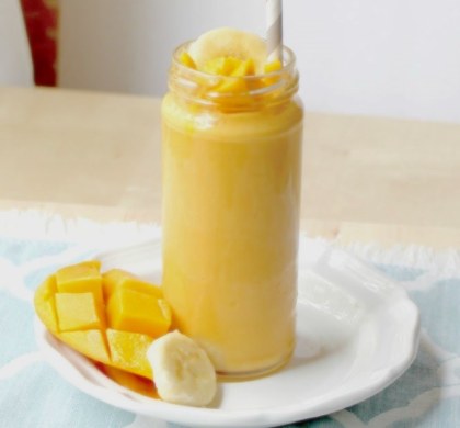 How to Make Mango Lassi Indian Style
