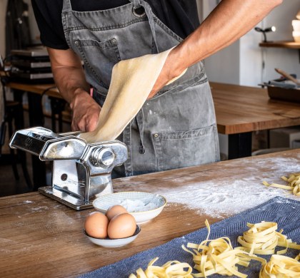 Gluten-free pasta dough