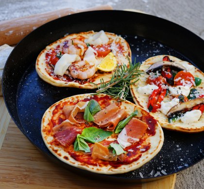 Authentic Pizza By Hands