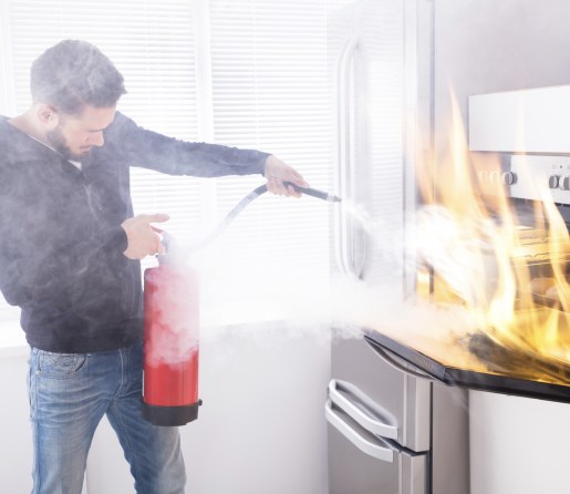6 Kitchen Safety Do's And Don'ts