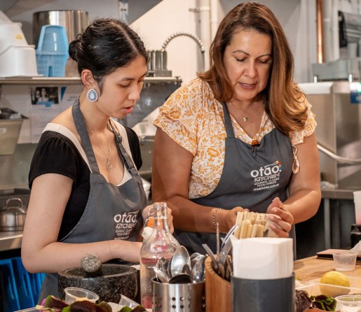 Why Cooking Masterclasses Are the Best Way to Experience Global Cuisines