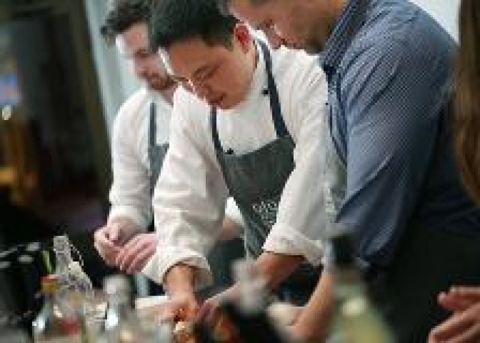 Work Together to Achieve More: Why Team Cooking Events Drive Real Business Results