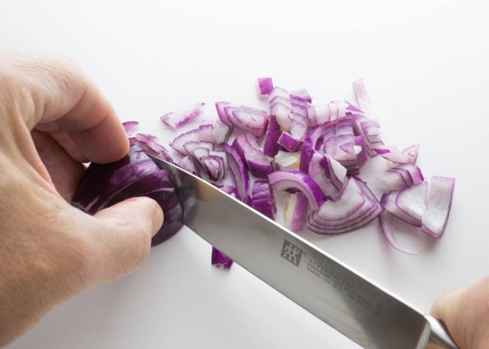 How to Prevent Onion Tears