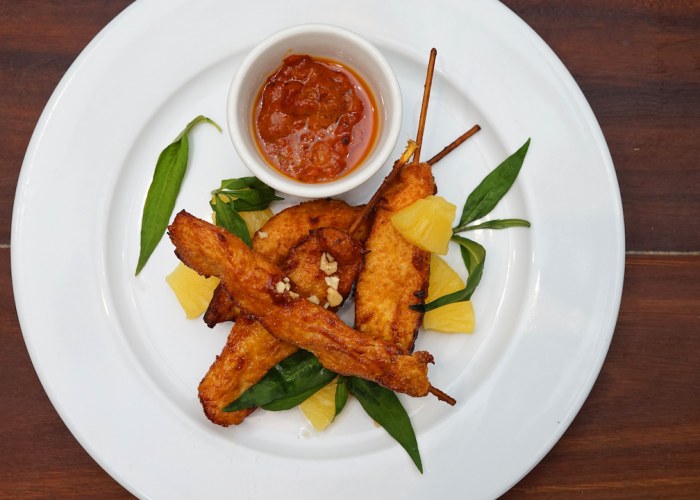 Bali Eating Guide: The Balinese Food Worth Leaving the Beach For